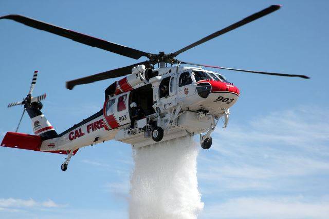 COMBATE CONTRA INCENDIOS DE BOSQUES Y CAMPOS HELICOPTERO - 4º PROMOCION
